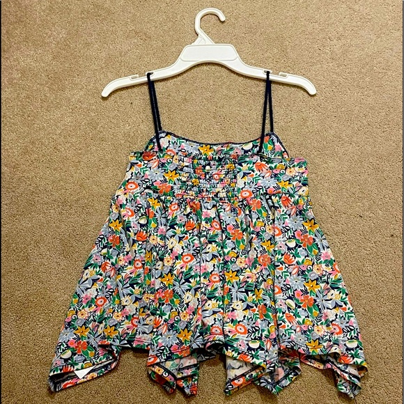 Cute Flowery Girls Top - Picture 2 of 2